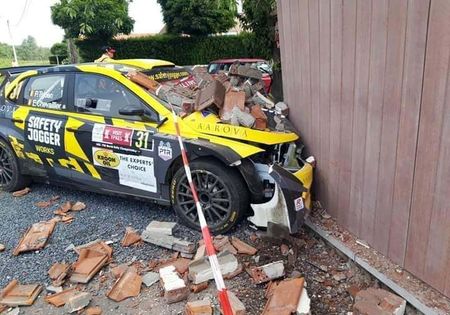 WRC Ypres - Tsjoen werd uit de koord gegooid.