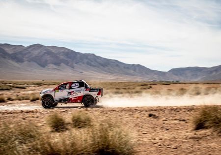 De Villiers neemt leiding over van Al-Attiyah die met pech moet opgeven