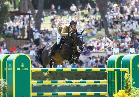 Nicola Philippaerts en Katanga v/h Dingeshof meteen op de afspraak