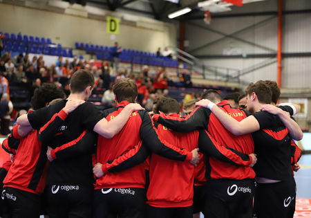 DE RED WOLVES OEFENEN WOENSDAG TEGEN LUXEMBURG