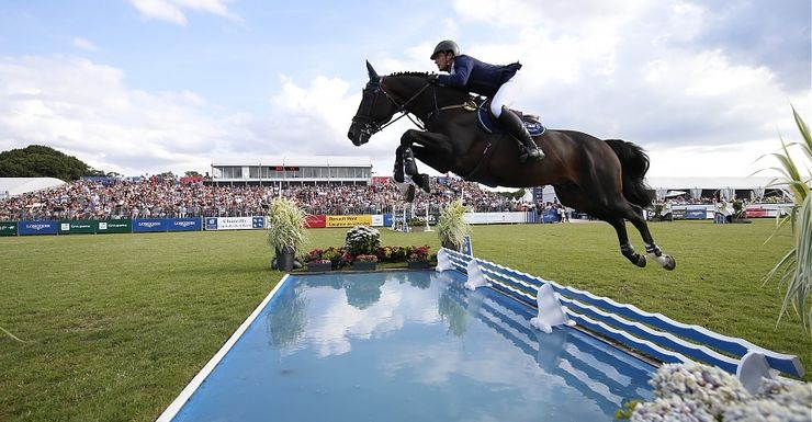 Nicola Philippaerts out na val