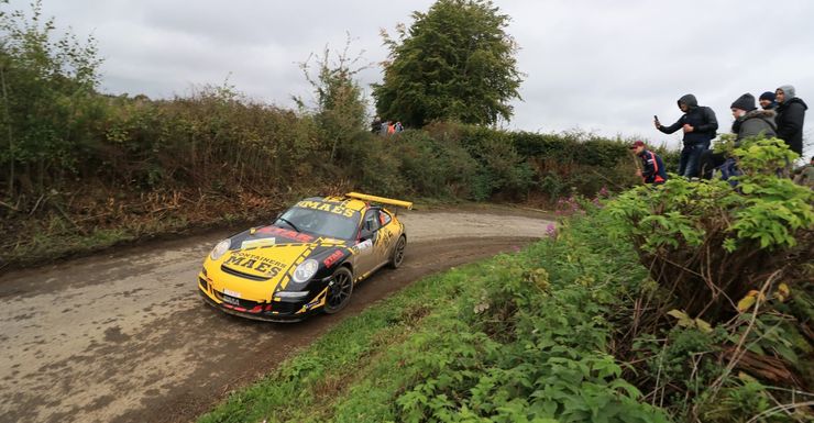 Patrick Snijers start in Aarova Rally