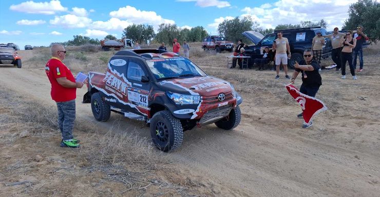 Chaotisch begin van Fenix Rally