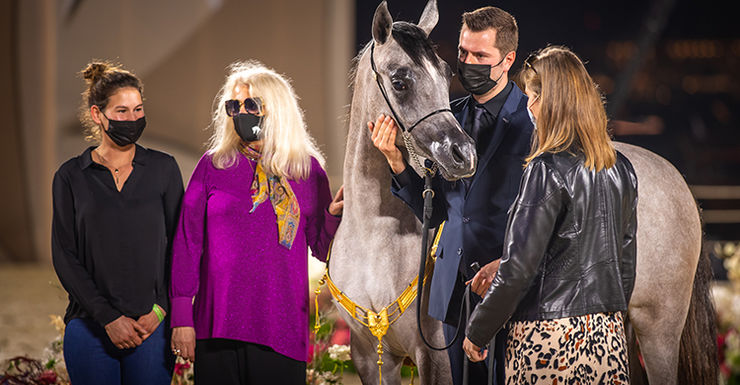 Christine Jamar wint topwedstrijd met jonge hengst Muranas Nader